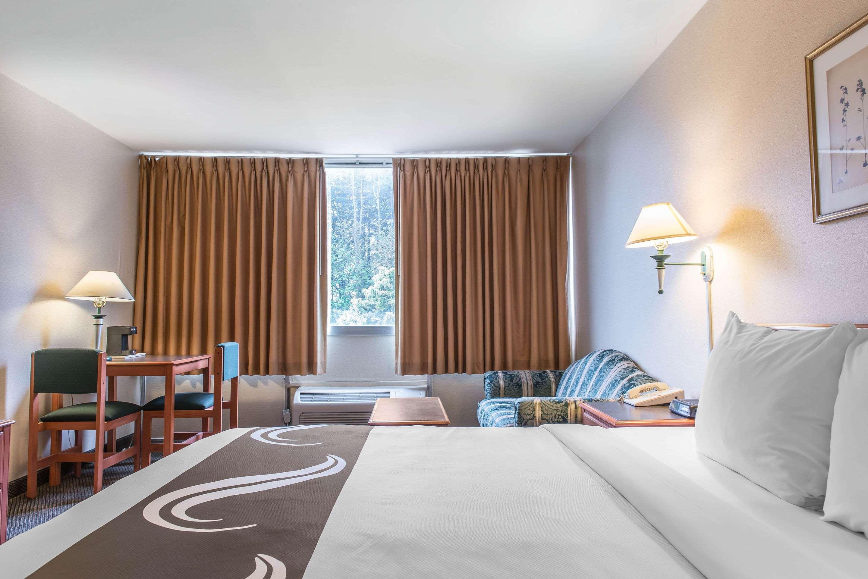 Quality Inn Hermitage Ngoại thất bức ảnh
